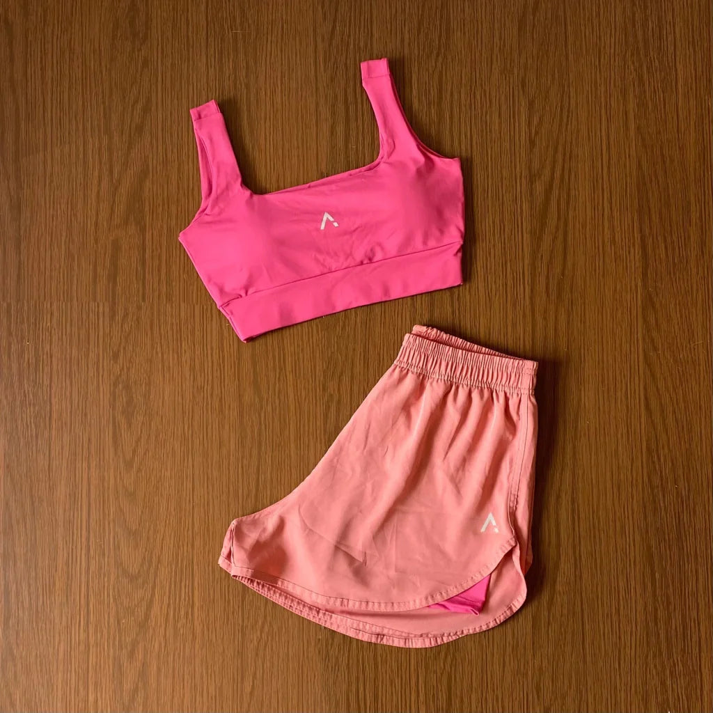 Conjunto Advance ( Top com bojo + Short Duplo )
