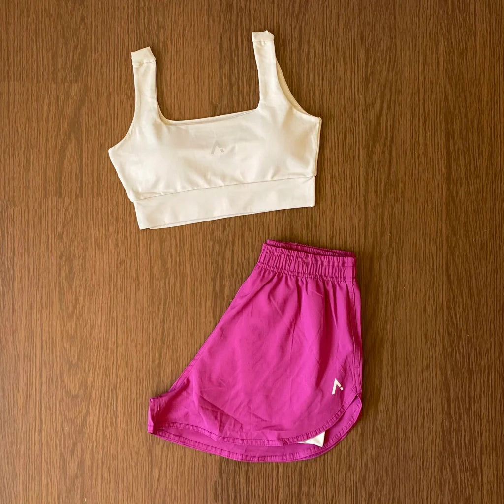 Conjunto Advance ( Top com bojo + Short Duplo )
