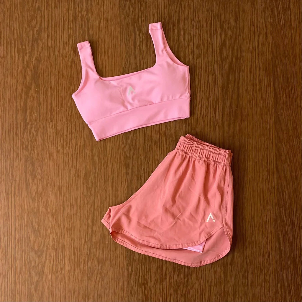 Conjunto Advance ( Top com bojo + Short Duplo )